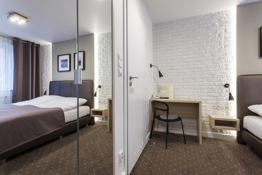 Hotel Czarna Roza Torun Room photo