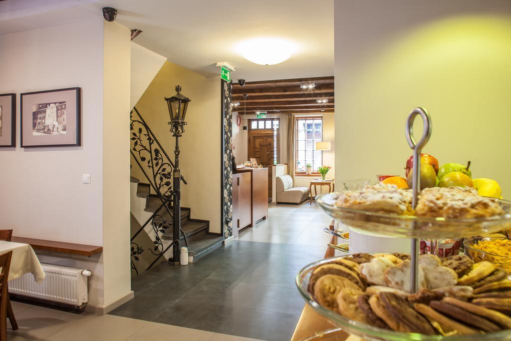Hotel Czarna Roza Torun Exterior photo