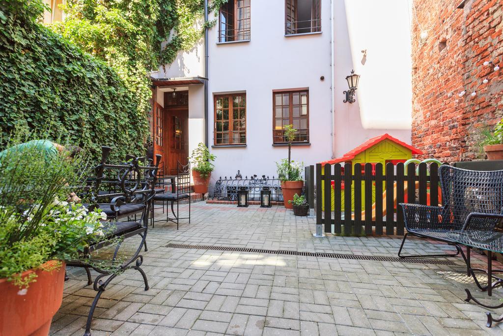 Hotel Czarna Roza Torun Exterior photo